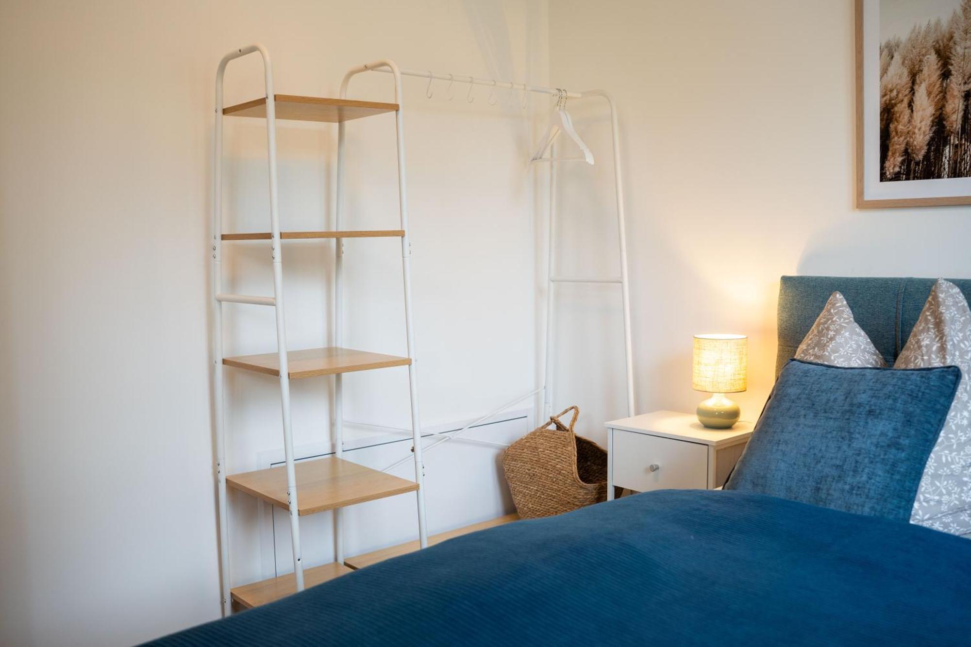 Moebliertes Wohnen - Nina Apartment Rostock Bagian luar foto
